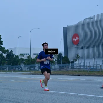 Runner Photo 7464430