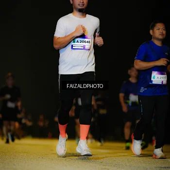 Runner Photo 7464435