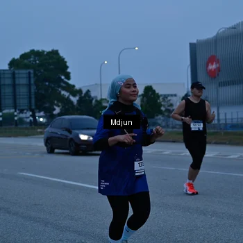 Runner Photo 7464473