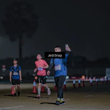 Runner Photo 7464496