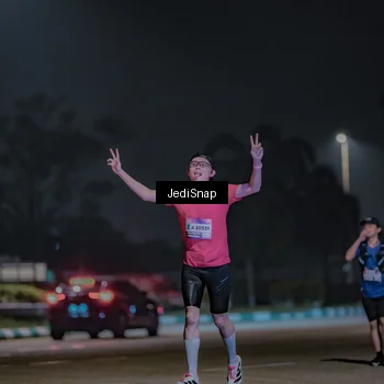 Runner Photo 7464546