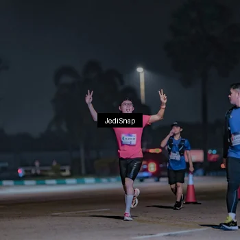 Runner Photo 7464563
