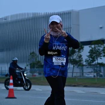 Runner Photo 7464571