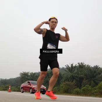 Runner Photo 7464573