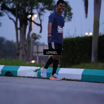 Runner Photo 7464575