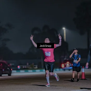 Runner Photo 7464577