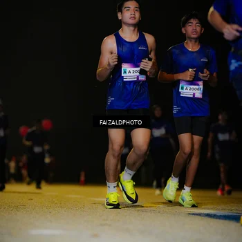 Runner Photo 7464605