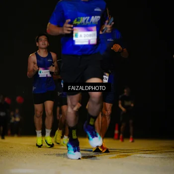 Runner Photo 7464613