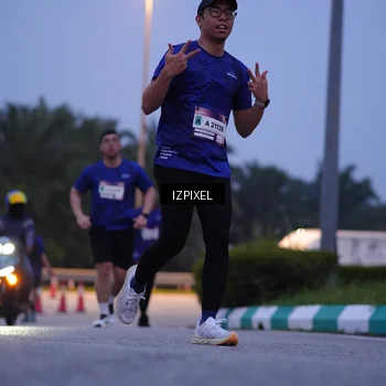 Runner Photo 7464621