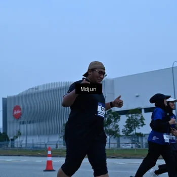 Runner Photo 7464630