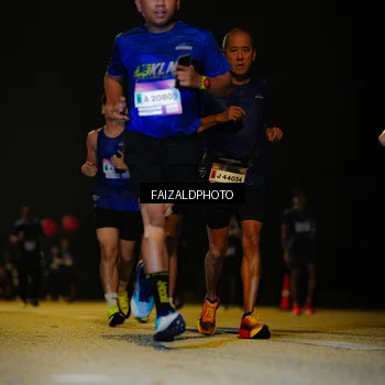 Runner Photo 7464633