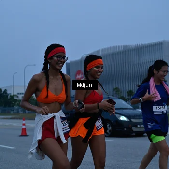 Runner Photo 7464710