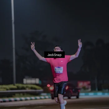 Runner Photo 7464713