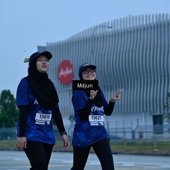 Runner Photo 7464786
