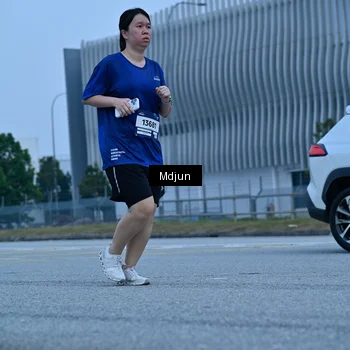 Runner Photo 7464837