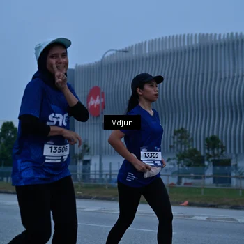 Runner Photo 7464859