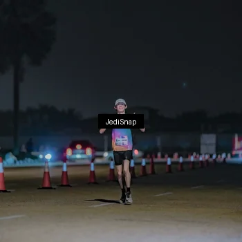 Runner Photo 7464871