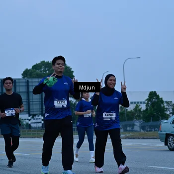 Runner Photo 7464880