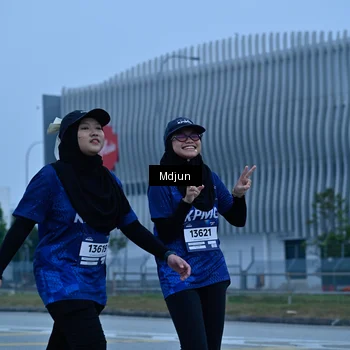 Runner Photo 7464896