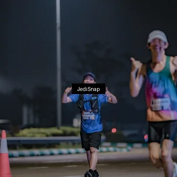 Runner Photo 7464898