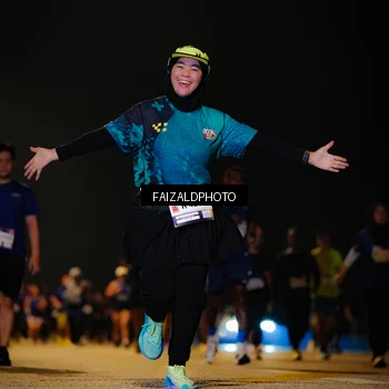 Runner Photo 7464899
