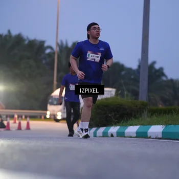 Runner Photo 7464912