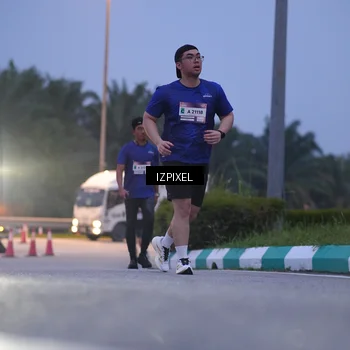 Runner Photo 7464913