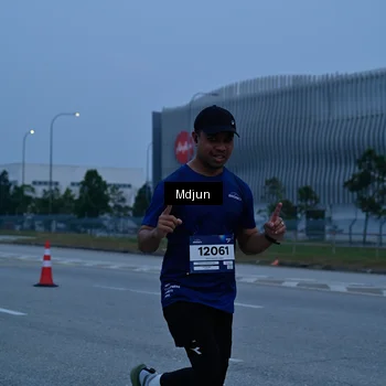 Runner Photo 7464936