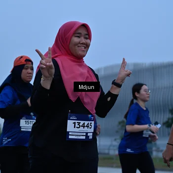Runner Photo 7464940