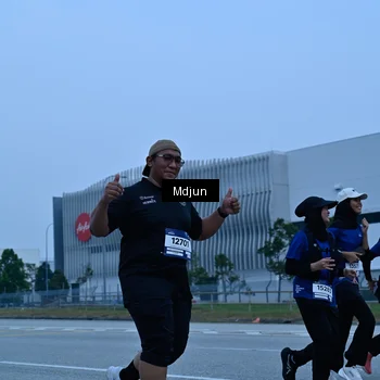 Runner Photo 7464979