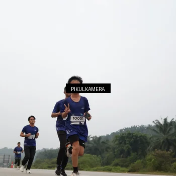 Runner Photo 7465004