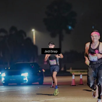 Runner Photo 7465076