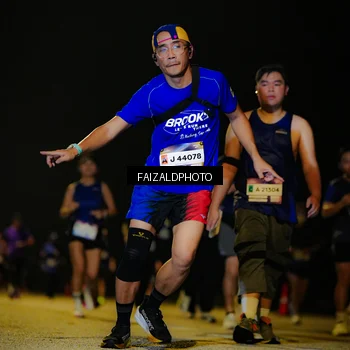 Runner Photo 7465100