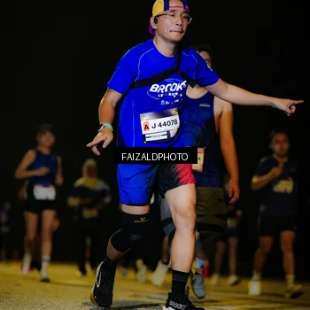 Runner Photo 7465103