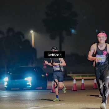 Runner Photo 7465111