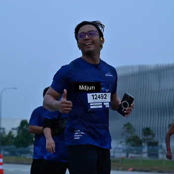 Runner Photo 7465146