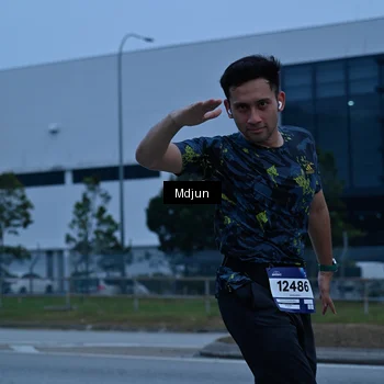 Runner Photo 7465179