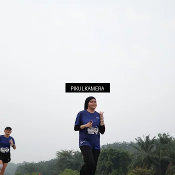 Runner Photo 7465191