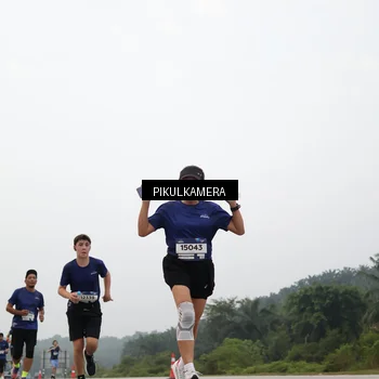 Runner Photo 7465193