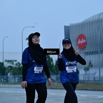 Runner Photo 7465200