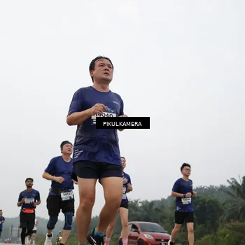 Runner Photo 7465299