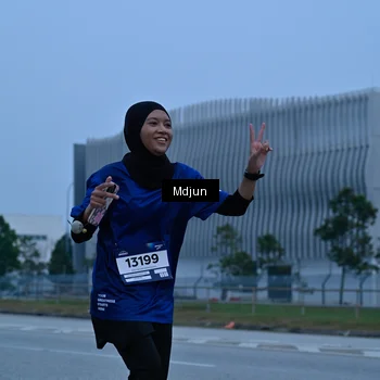 Runner Photo 7465307