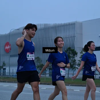 Runner Photo 7465316