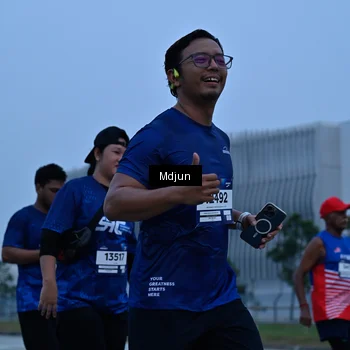 Runner Photo 7465320