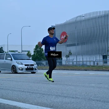 Runner Photo 7465332