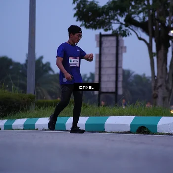 Runner Photo 7465336