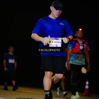 Runner Photo 7465345