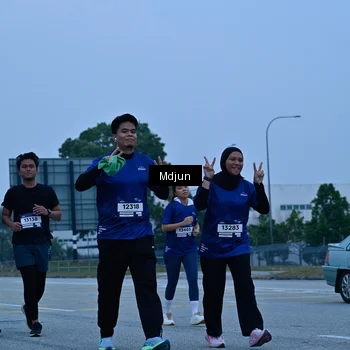 Runner Photo 7465355