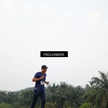 Runner Photo 7465361