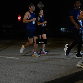 Runner Photo 7465415